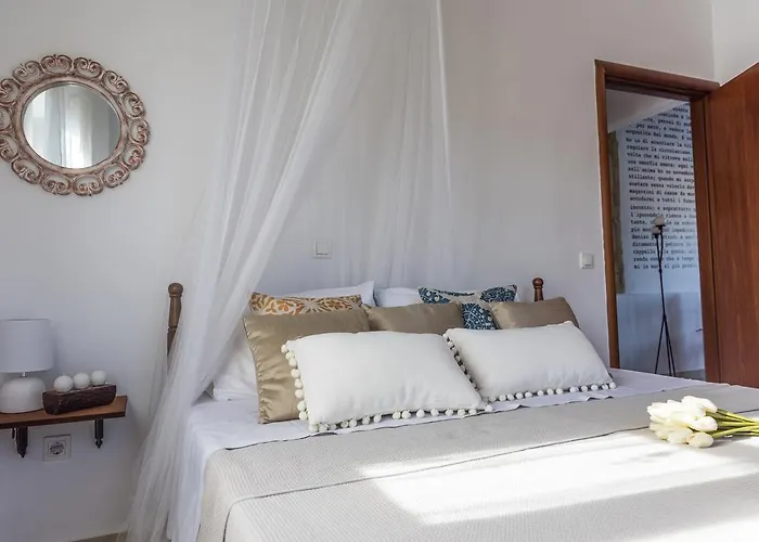 Finestra Medieval דירה *