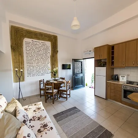 Finestra Medieval * Rhodes City