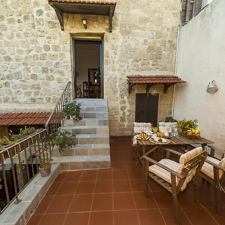 Apartman Finestra Medieval *